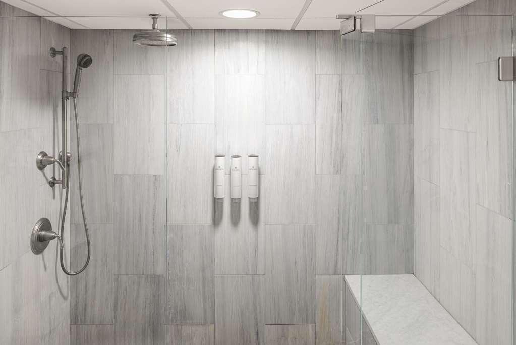 Regency & 3* Portland