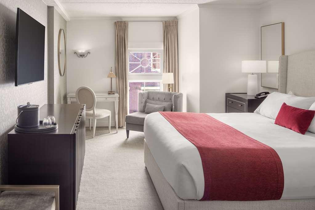 Hotel Regency &