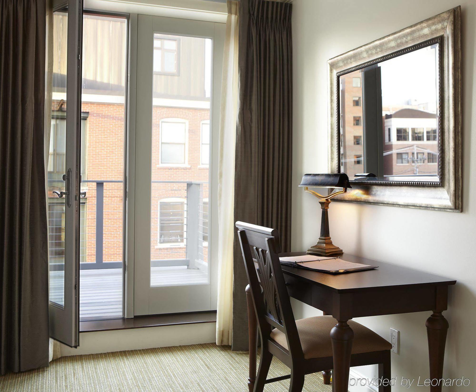 Regency & Hotel Portland
