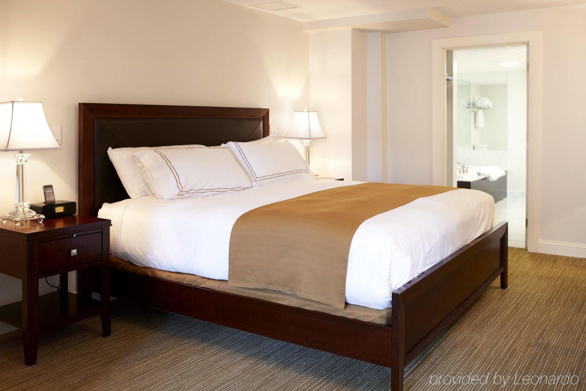 Regency & Hotel 3*